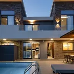 Villagioi - Luxury Villas, Private Pools, 450m To The Villa Hanya