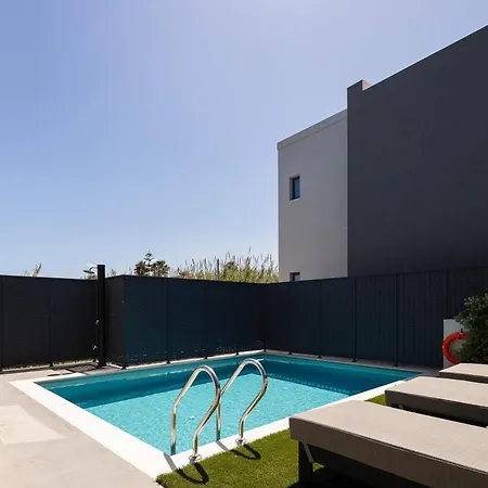 Villagioi - Luxury Villas, Private Pools, 450m To The La Canea