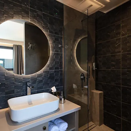 Villa Villagioi - Luxury Villas, Private Pools, 450m To The Chania (Crete)