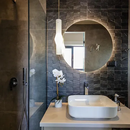 Villagioi - Luxury Villas, Private Pools, 450m To The Chania (Crete)