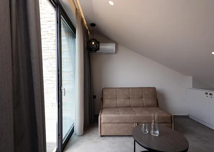 Villagioi - Luxury Villas, Private Pools, 450m To The