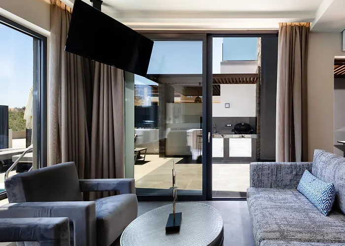 Villagioi - Luxury Villas, Private Pools, 450m To The * Χανιά