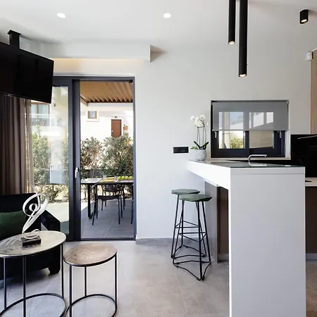 Villagioi - Luxury Villas, Private Pools, 450m To The חאניה