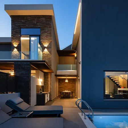Villagioi - Luxury Villas, Private Pools, 450m To The Chania (Crete)