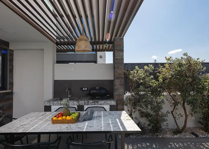 Villagioi - Luxury Villas, Private Pools, 450m To The וילה חאניה