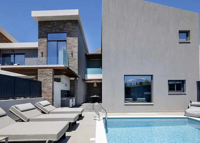 וילה Villagioi - Luxury Villas, Private Pools, 450m To The חאניה