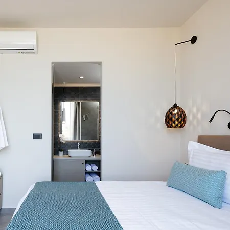 Villagioi - Luxury Villas, Private Pools, 450m To The